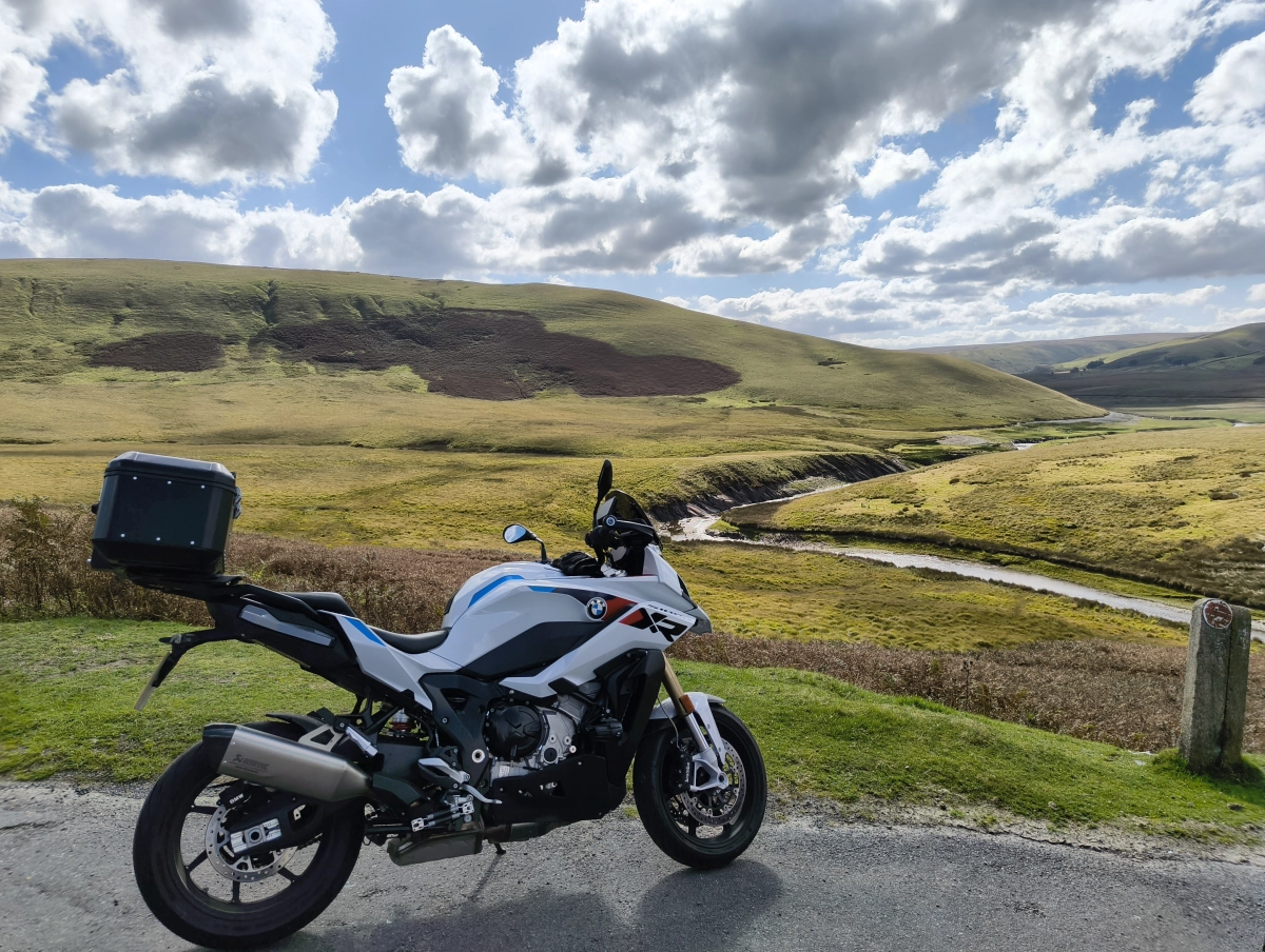 BMW S1000XR